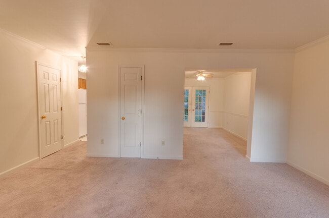 Building Photo - 1402 Minor Ridge Ct