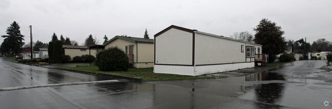 Building Photo - Northwest Mobile Estate