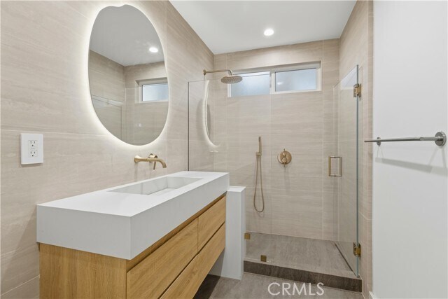 Building Photo - 7663 Sedan Ave