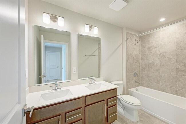 Building Photo - 12435 Amber Crk Cir