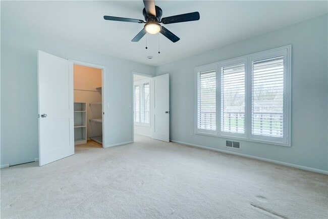 Building Photo - 399 French Rd