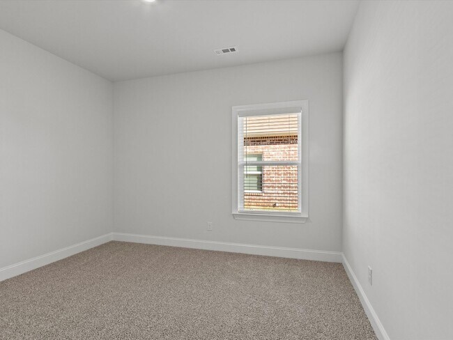 Building Photo - Spacious 4-Bed, 3-Bath New Home with 3-Car...