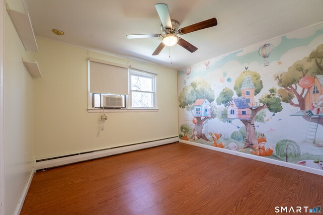 Building Photo - 115 Hilldale Rd