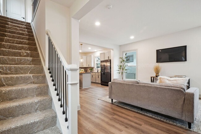 Building Photo - 55 Hayden Ave