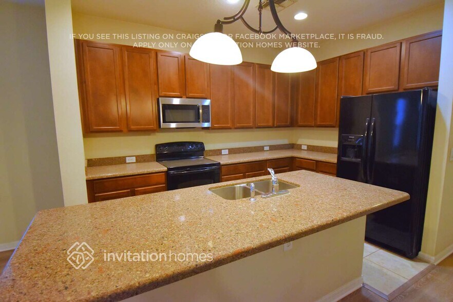 Building Photo - 6849 Sundrop St