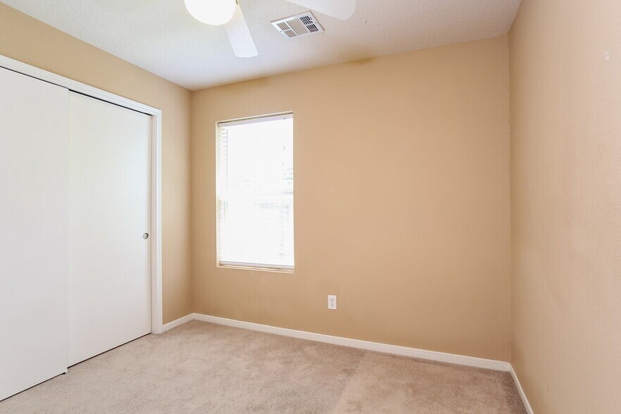 Building Photo - 13230 Firebrick Dr