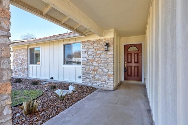 Building Photo - 6509 Krollton Dr