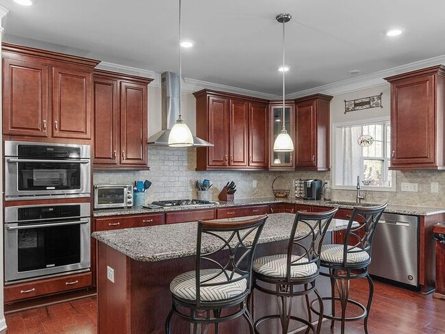 Building Photo - Build Equity While Leasing - Lease and Own...