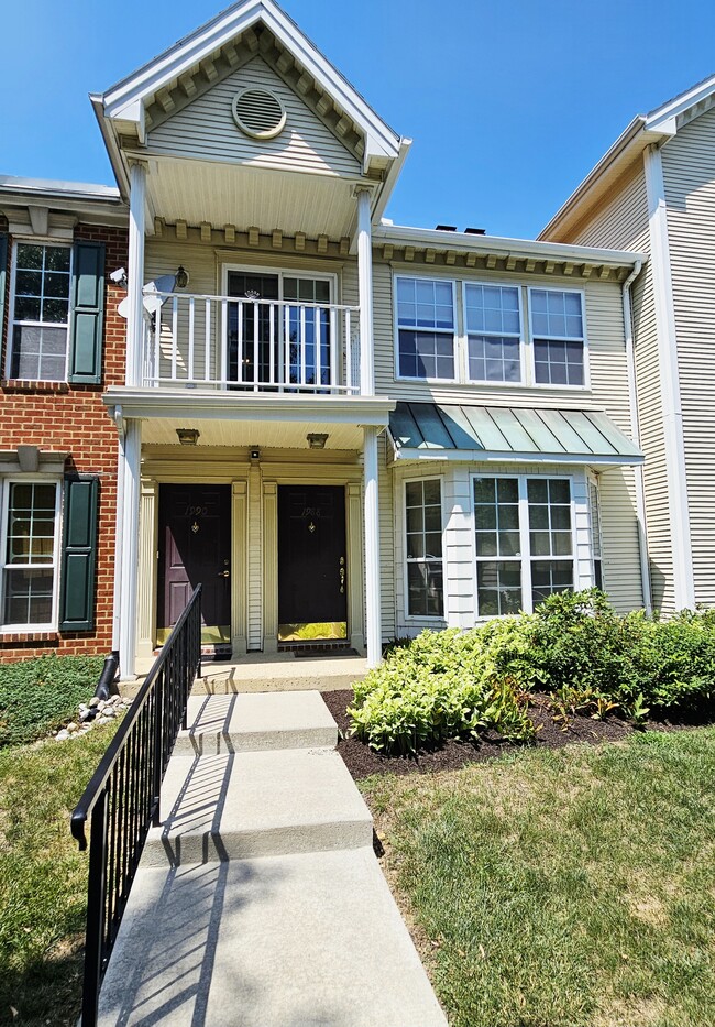 Building Photo - 1990 Mattis St