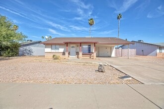 Building Photo - 2104 E Cornell Dr
