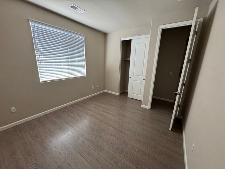 bedroom 3 - 532 Aspen Pl