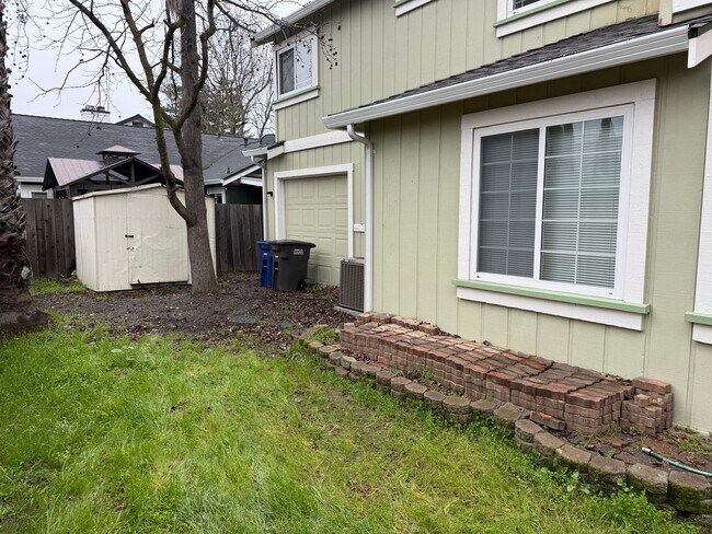 Building Photo - Remodeled 4-bedroom Oakley Rental Opportunity!
