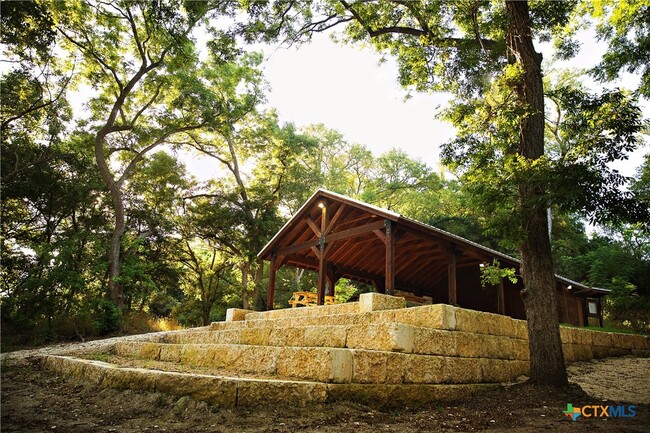 Building Photo - 3885 Lorenzen Ct