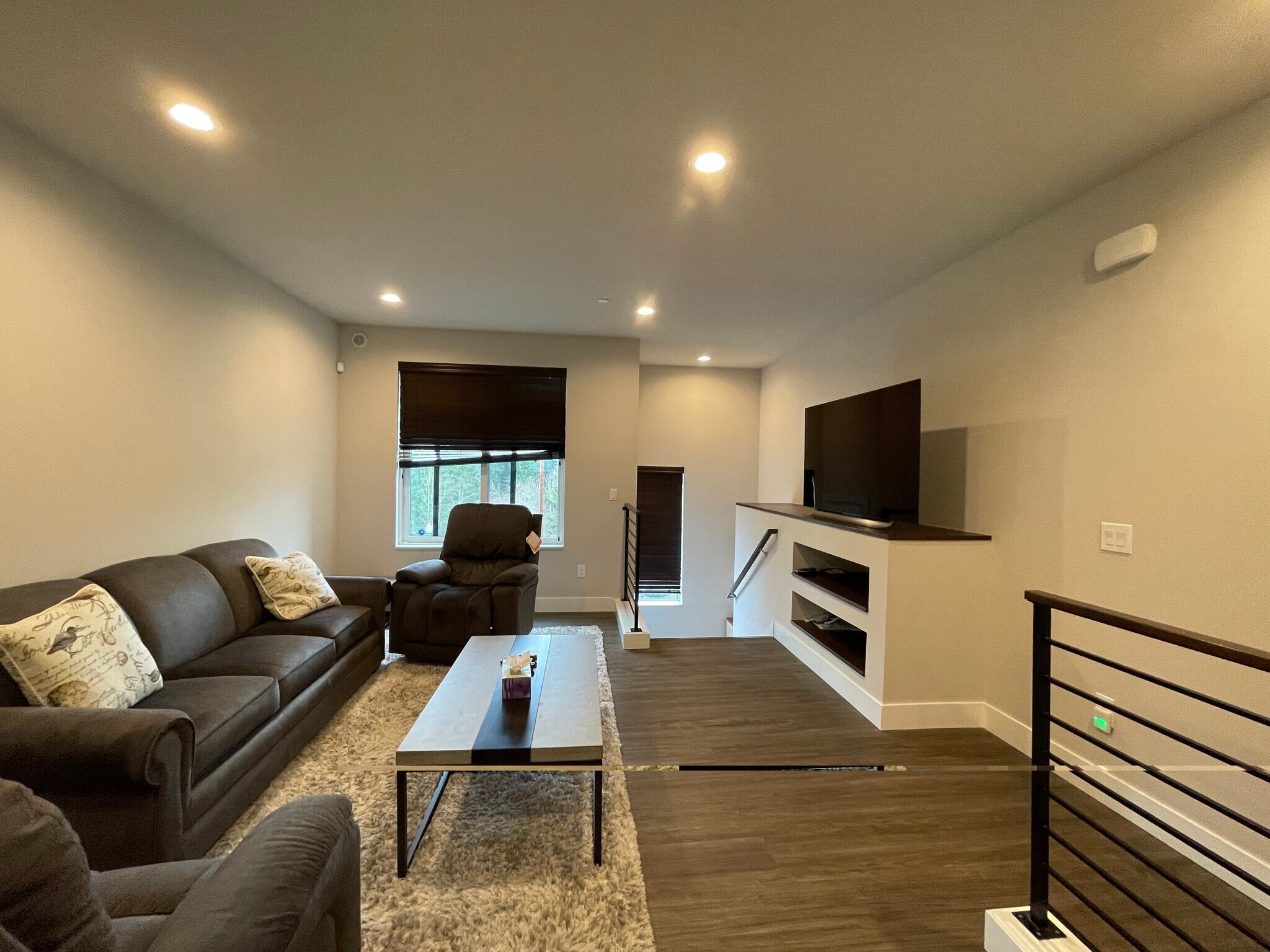 Living Room - 510 Coho Walk SE