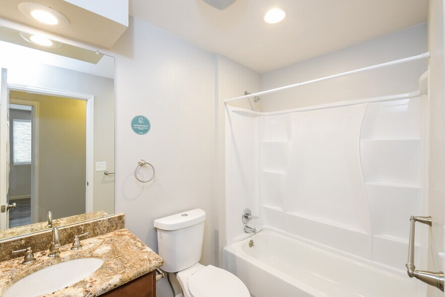 Building Photo - 8780 W Quarto Cir