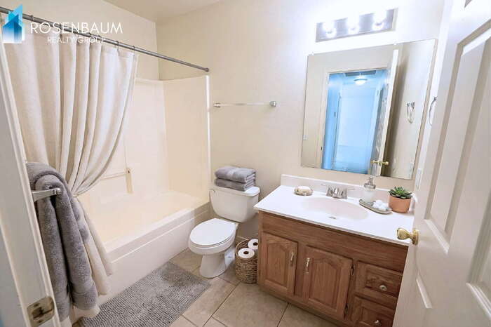 Building Photo - 8590 W Magnum Dr