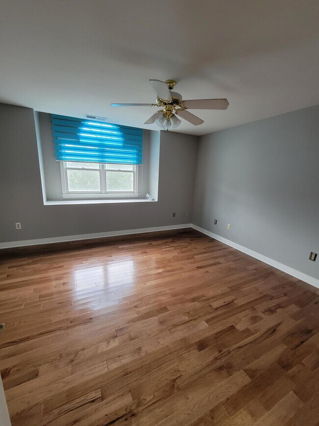 Building Photo - 2149 Palomar Trace Dr