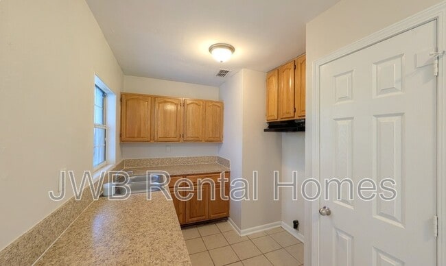 Building Photo - 3066 Purdom Dr