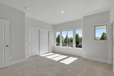 Building Photo - 749 Creative Way