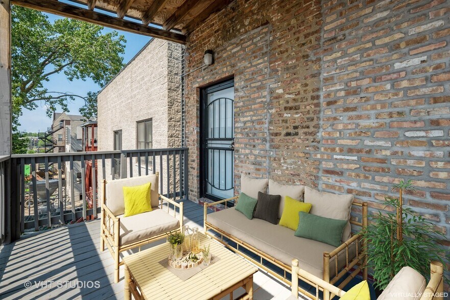 Building Photo - 4830 S St Lawrence Ave