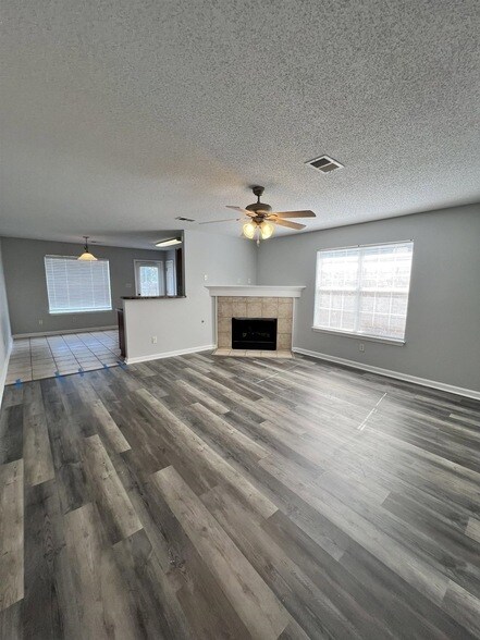 Building Photo - 6847 Kerry Valley Ln
