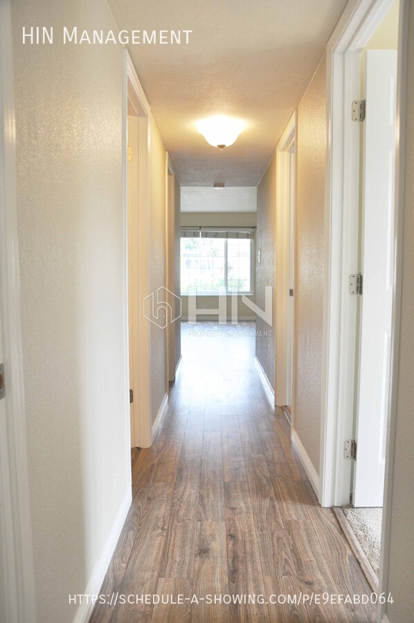 Building Photo - 2198 Goldcrest Cir