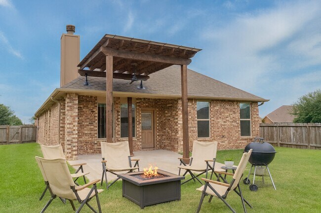Building Photo - 23426 Tirino Shores Dr