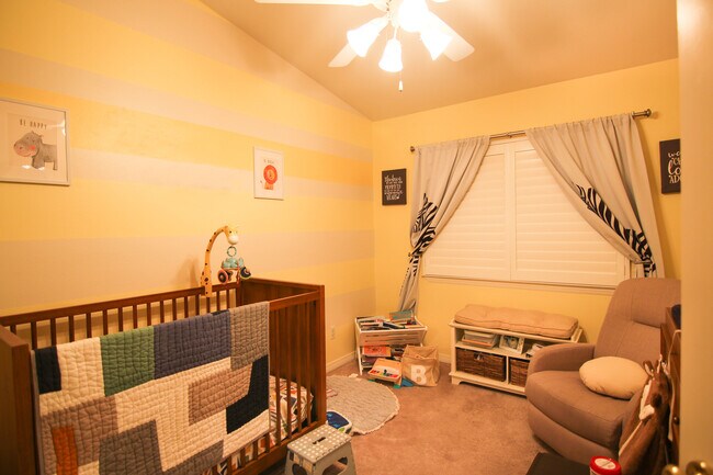 Building Photo - 5730 S Glennie Ln
