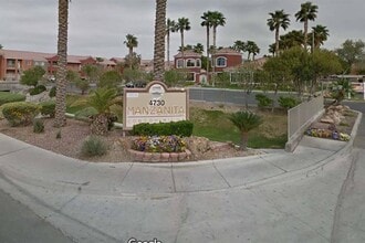 Building Photo - MANZANITA CONDO!