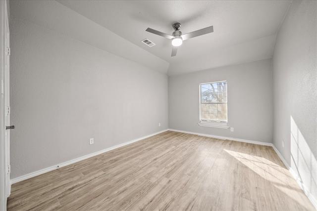 Building Photo - 344 Raintree Dr