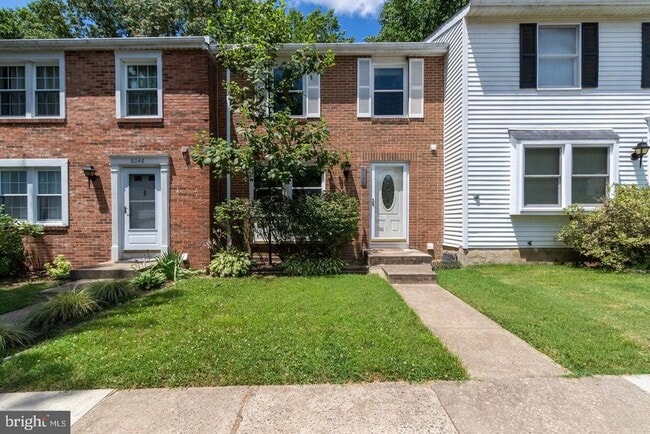 Building Photo - 8044 Steeple Chase Ct