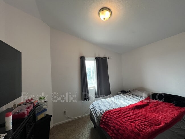 Building Photo - 907 Arcadian Dr