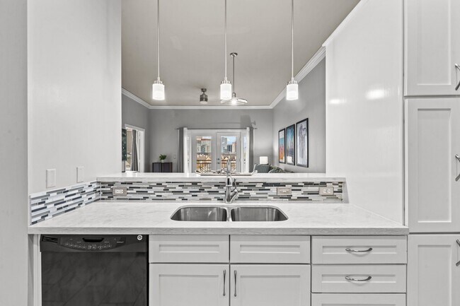 Building Photo - 1900 Genesee St