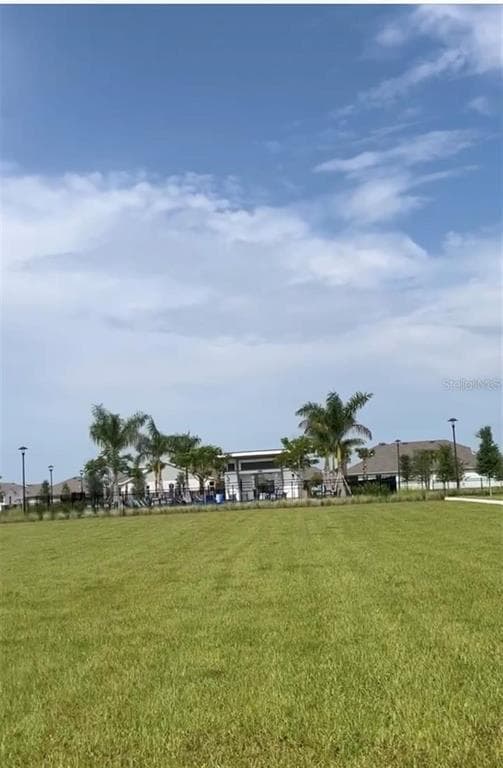 Building Photo - 14815 Milfoil Ave