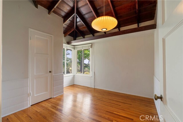 Building Photo - 229 Glenullen Dr