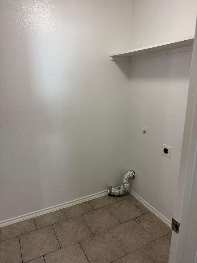 Building Photo - 1920 Galveston Ave