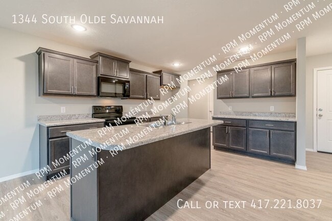 Building Photo - 1344 S Olde Savannah Ave