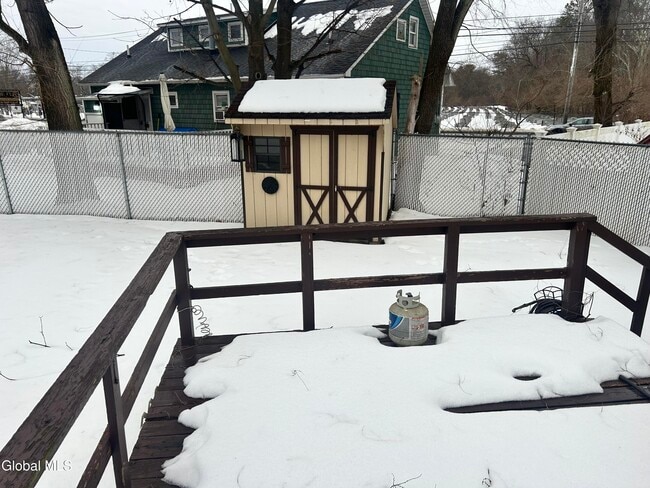 Building Photo - 206 Stoodley Pl