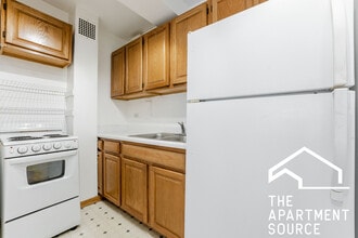 Building Photo - 4180 N Marine Dr