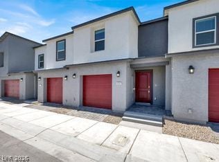 Building Photo - 6061 Amaryllis Fls St