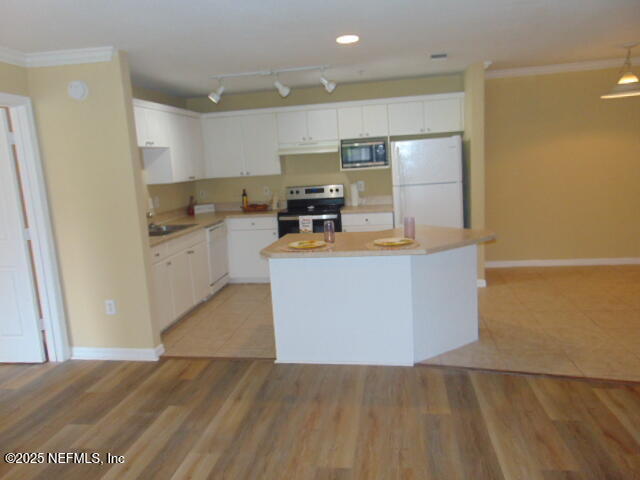 Building Photo - 3591 Kernan Blvd S