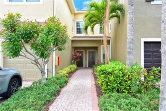Building Photo - 7930 Moonstone Dr