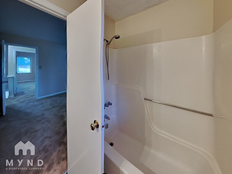 Building Photo - 1501 Gorman St