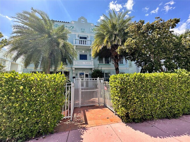 Building Photo - 1218 Drexel Ave