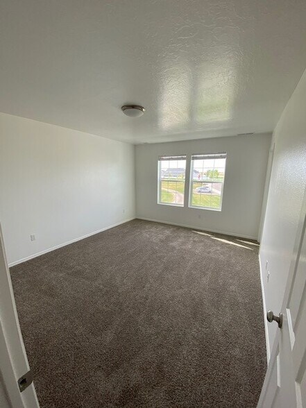 Building Photo - 10639 Swift Springs St