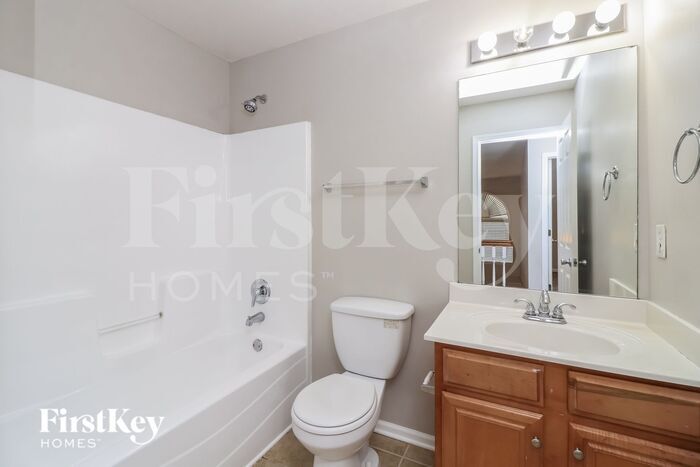 Building Photo - 420 Farmwood Way