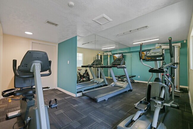 Building Photo - Capri at Sunny Hills