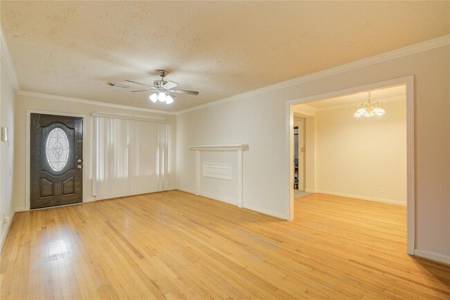 Building Photo - 5902 Hornwood Dr