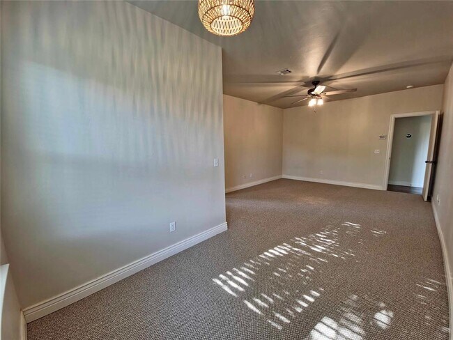 Building Photo - 16008 Bravado Pl