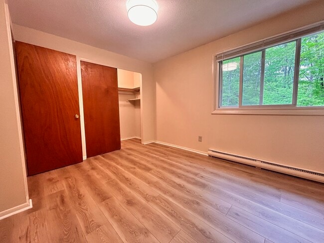 Building Photo - 213 Baxter Rd